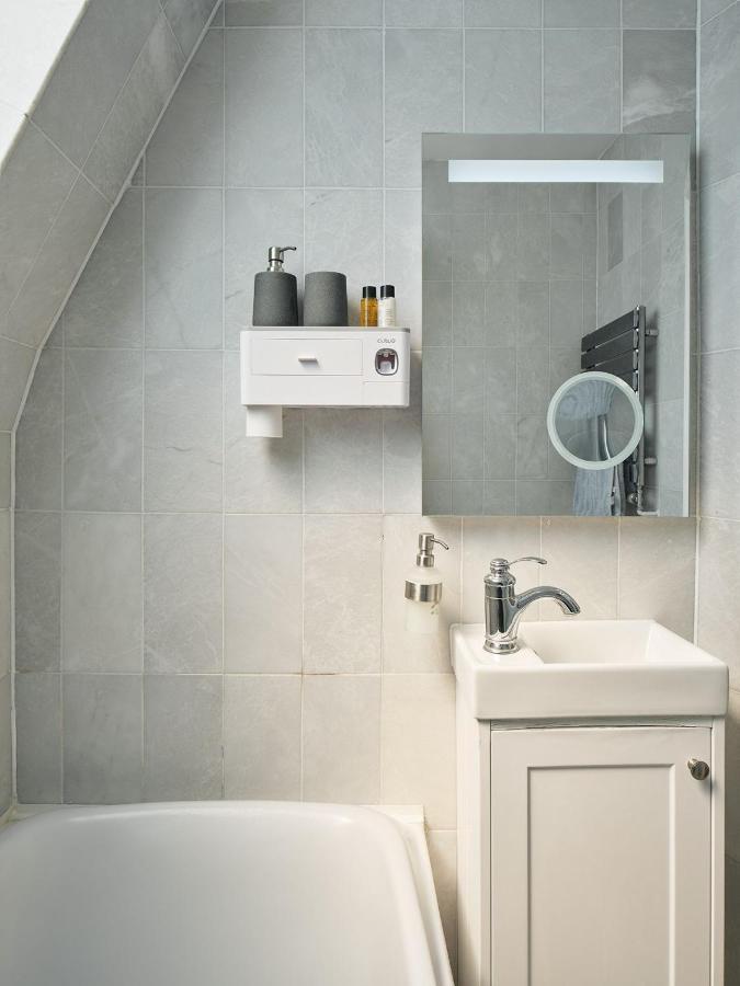 Stylish 3 Bedroom Town House Λονδίνο Εξωτερικό φωτογραφία
